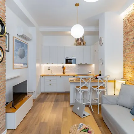 Appartement Nino De Guevara By Belonio *